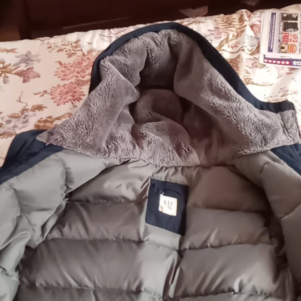 Maximum Warmth Gap Winter jacket